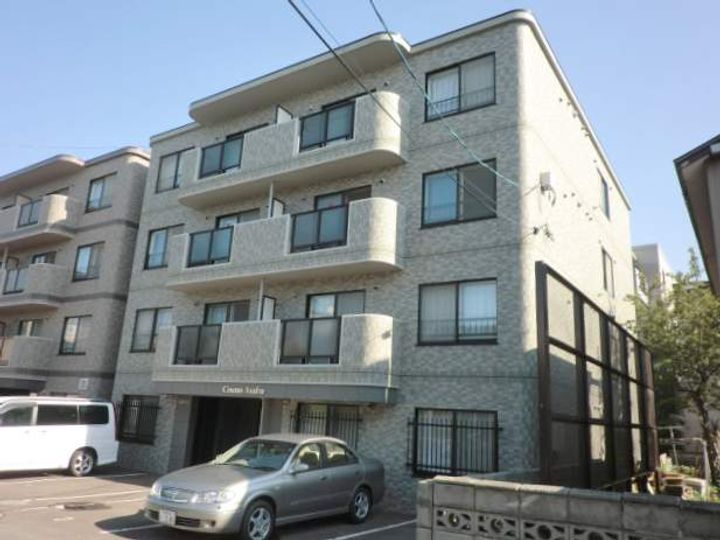 コスモ麻生の外観