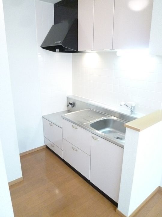 シーズンズ元町105のキッチン