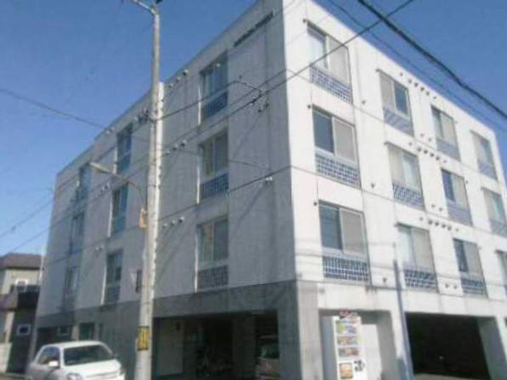 モンターニュプログレ402の外観