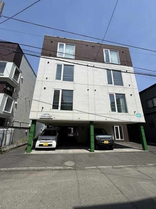 エクセレンス元町403の外観