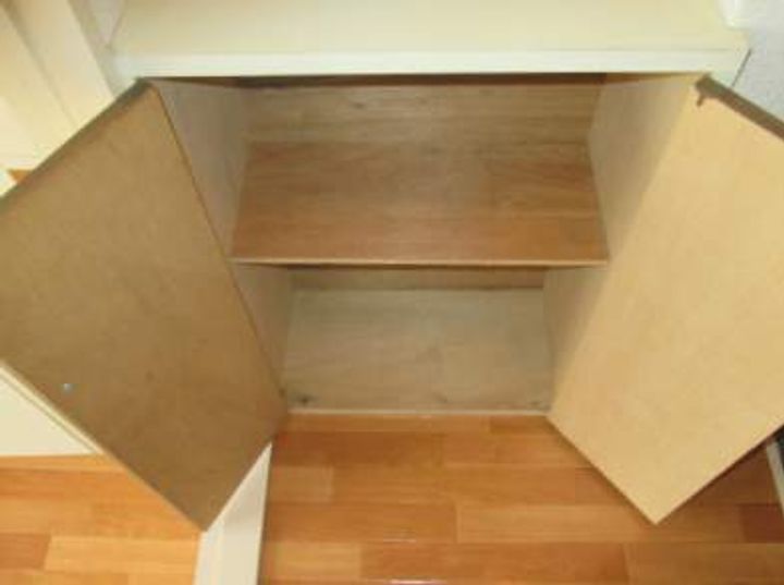 シャトレ麻生306の玄関