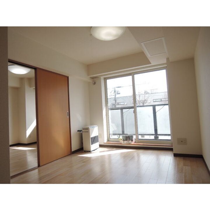 カルフール麻生307の居間