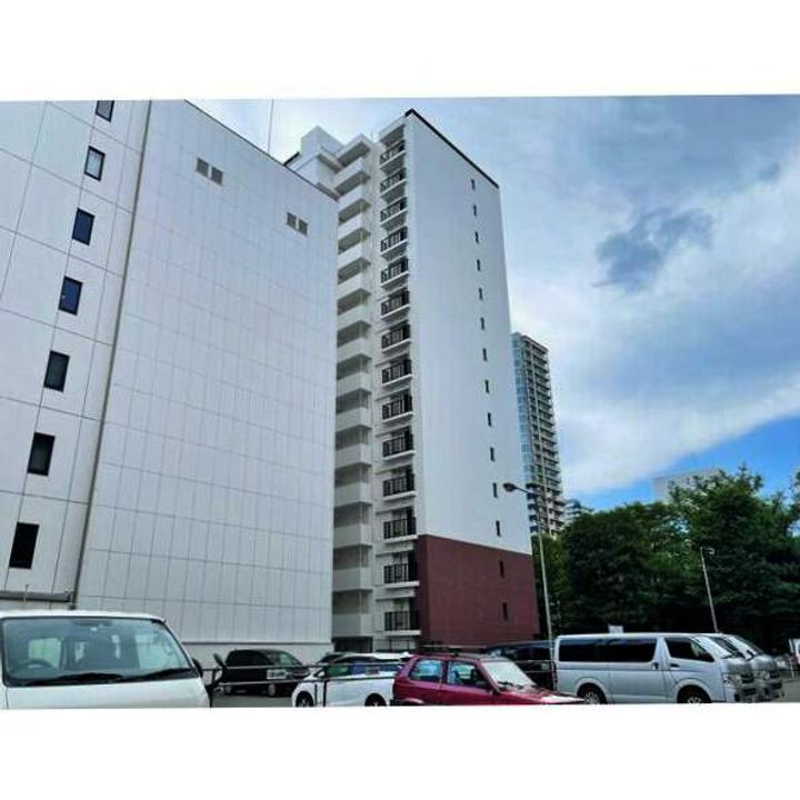 パークリュクス札幌大通公園の外観