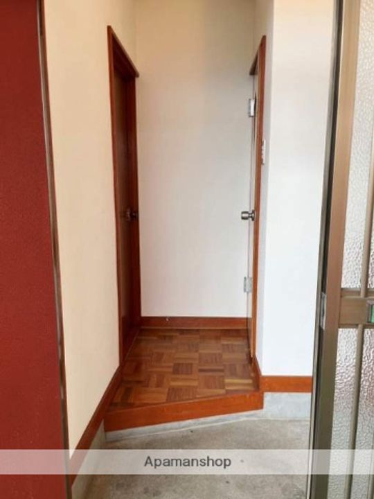 コーポ丸正の玄関