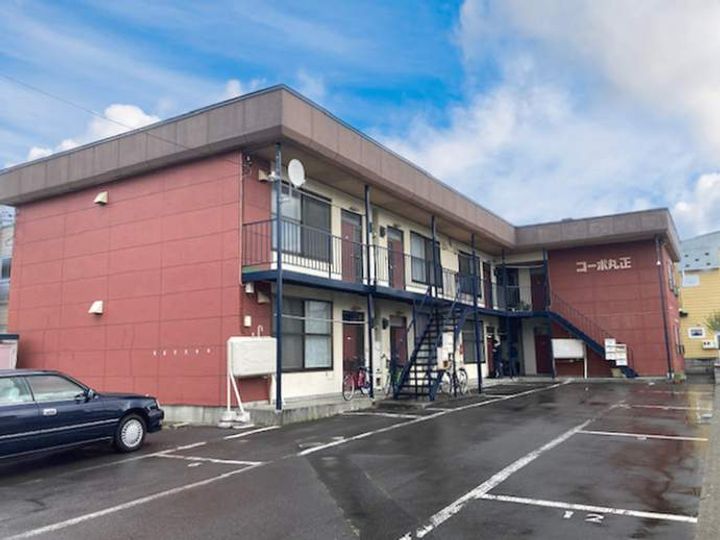 コーポ丸正の外観