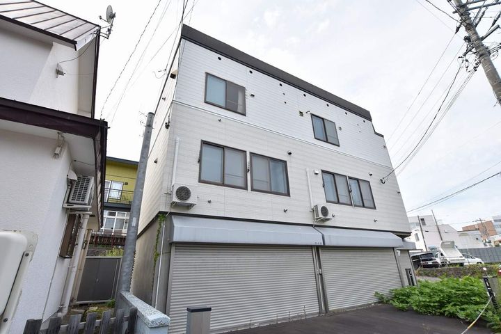第二グレースマンション102の外観