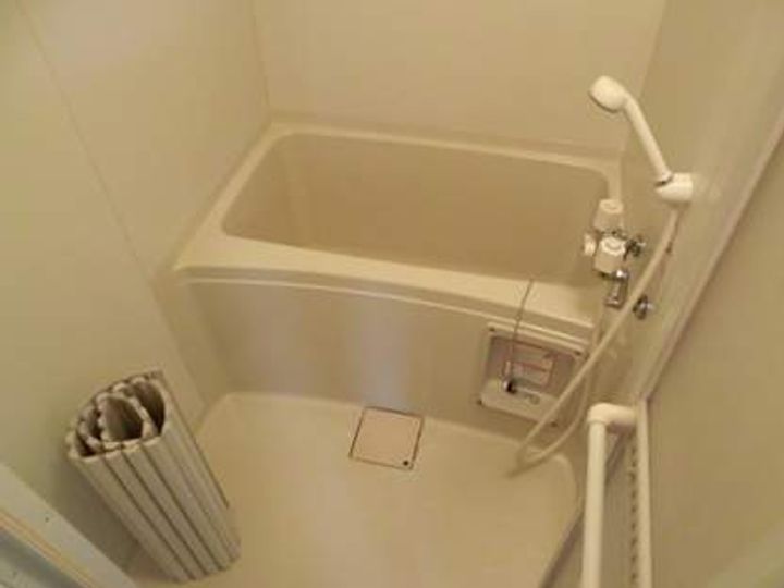 リバティヒル102の風呂