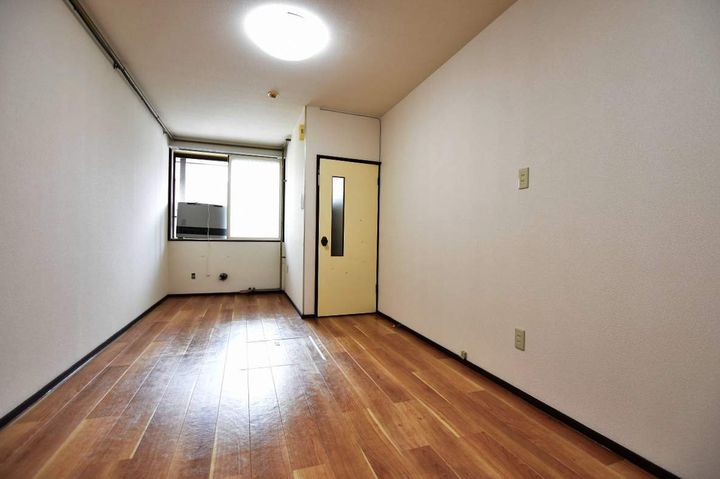 メゾンエル0210の内装