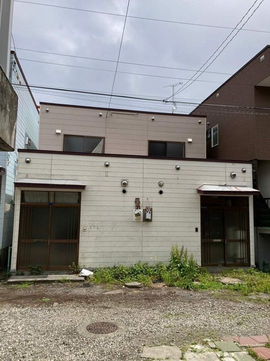 北海道小樽市富岡1丁目(一戸建)の賃貸物件戸建ての外観