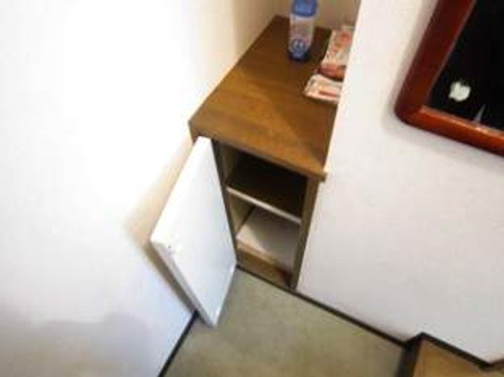 フォレスタ入船205の玄関