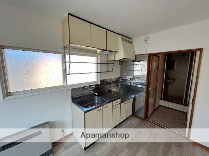 マージュ春日台201のキッチン