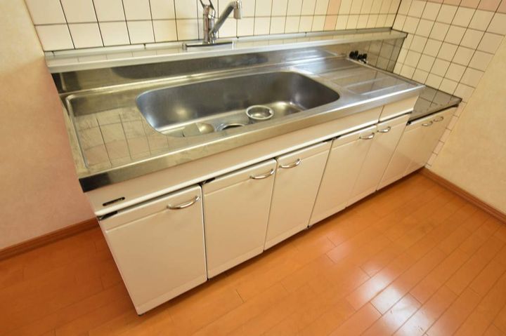 椿通アビタシオンの内装