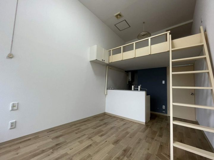 オリーブ24203の居間