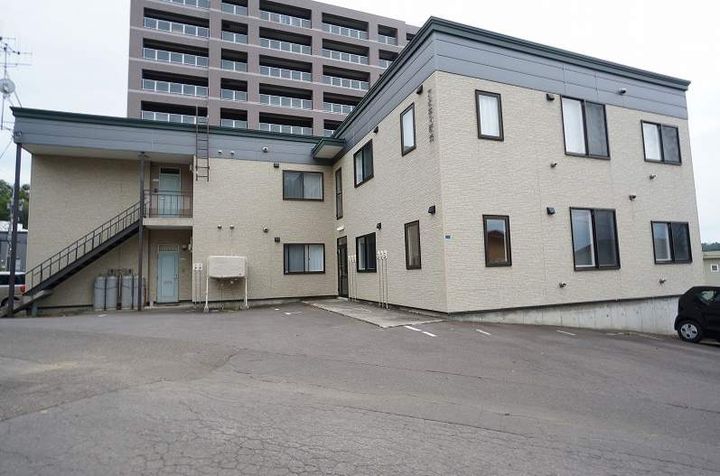 アメニティ新光102の外観