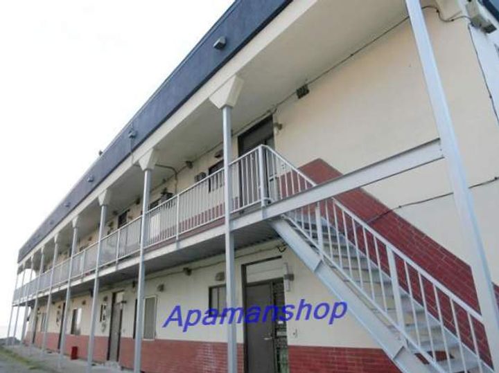 第五緑荘203の外観