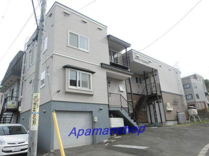 グリーンヒル松ヶ枝201の外観