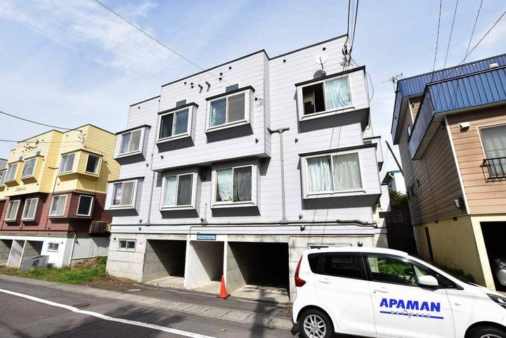 AMS新富C棟203の外観