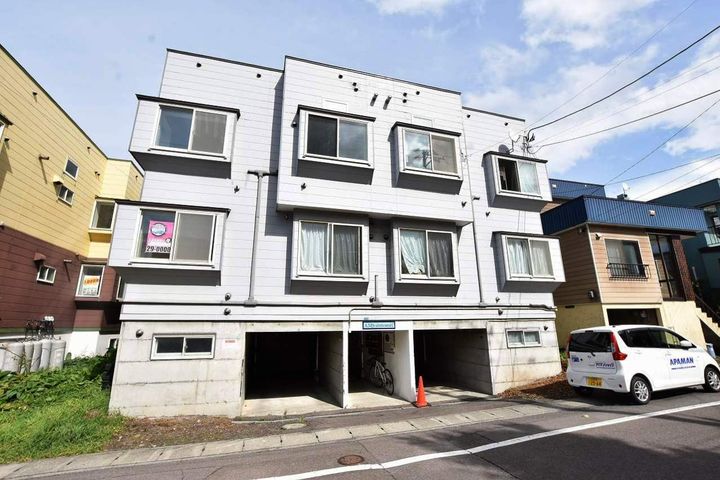AMS新富C棟203の外観