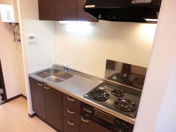 レオネクストユアーズ若竹103のキッチン