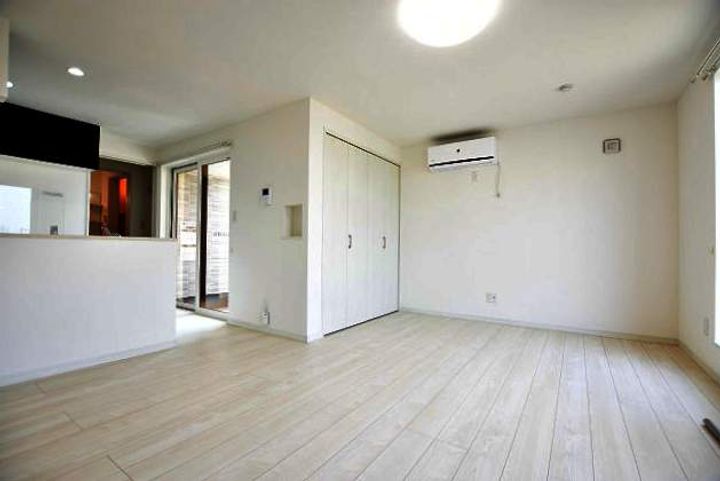 PRAHA(プラハ)303の居間