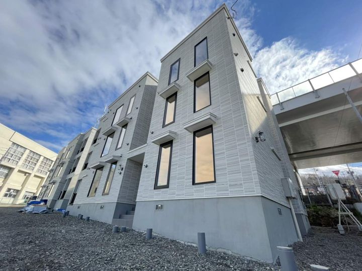 PRAHA(プラハ)303の外観