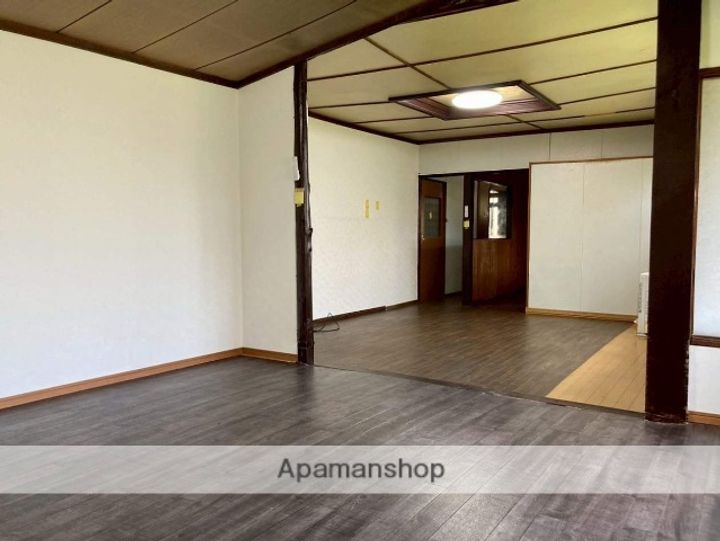 グランディール緑101の内装