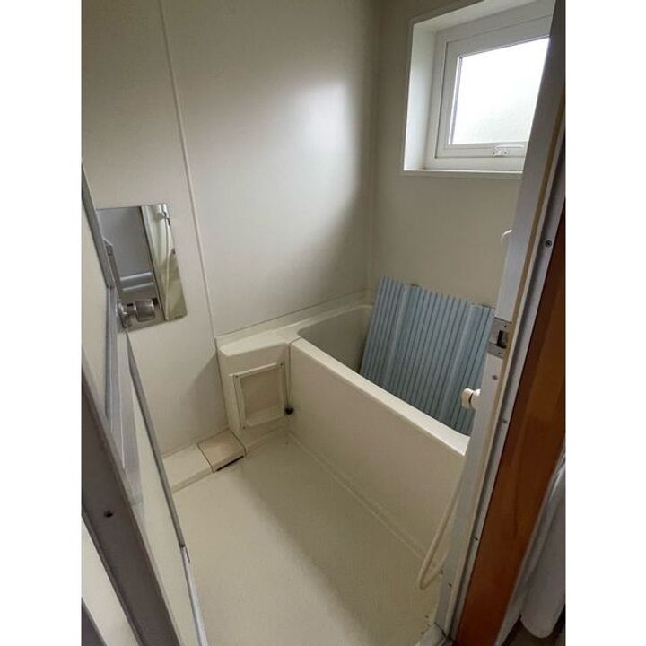 ハイツ晴海1Fの風呂