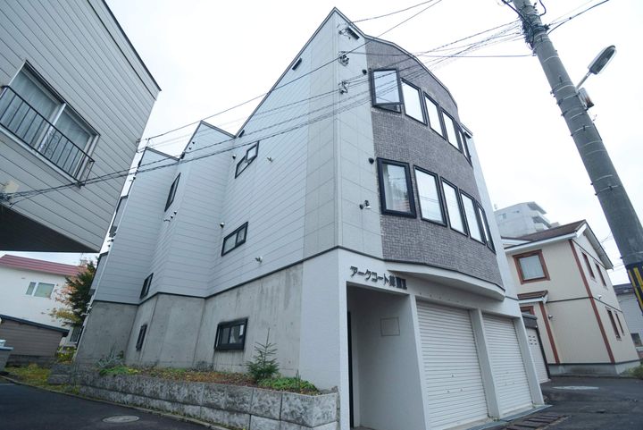 アークコート美園Ⅱ201の外観