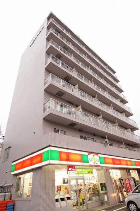 ウエスト35の外観