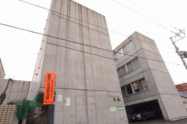 マイルーム澄川A201の外観