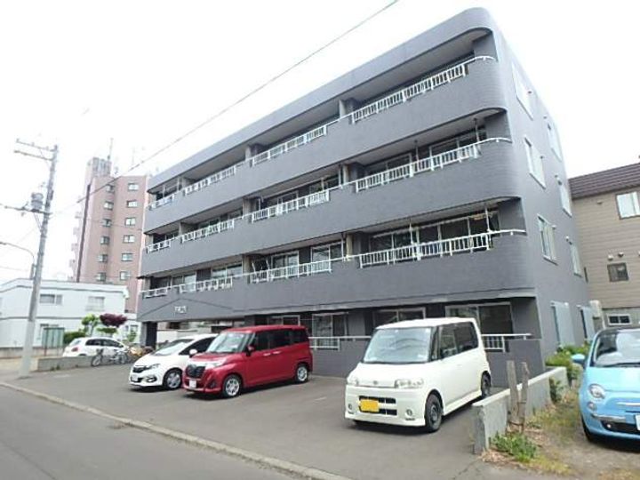 北海道札幌市白石区中央二条1丁目の賃貸マンションの外観