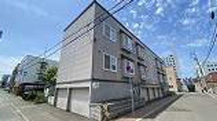 北海道札幌市豊平区豊平七条7丁目の賃貸アパートの外観