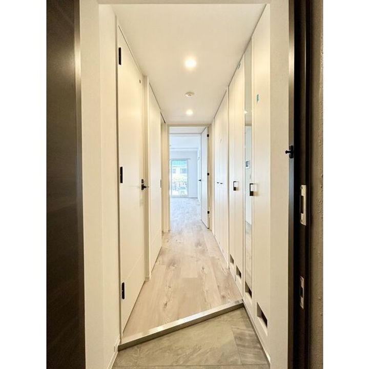 LIVECASA豊平の玄関