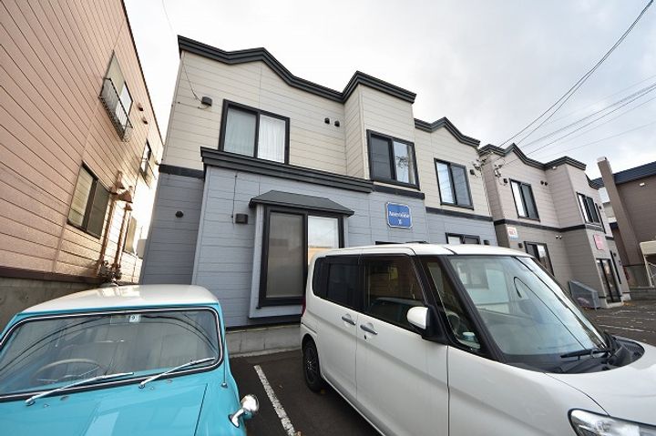 オーストンBの外観