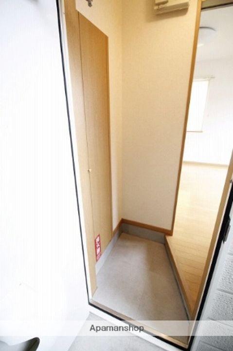 リトルハウス201の玄関