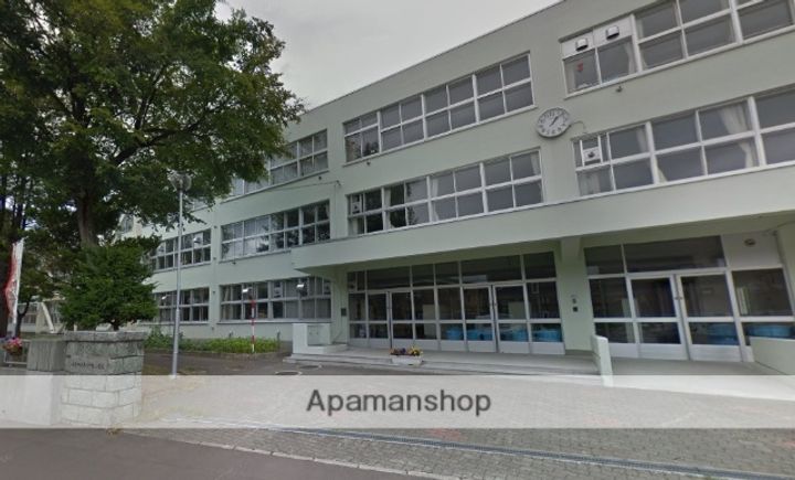 クレール新川の周辺