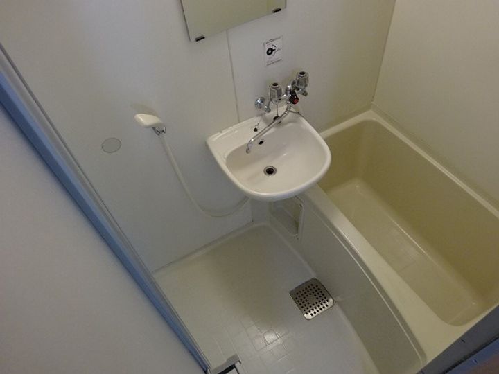 メゾンエクレーレ北35条の風呂