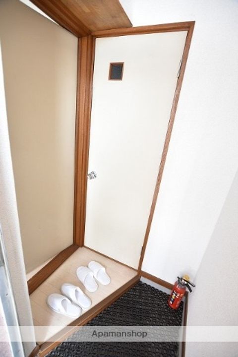 オクトーバー87の玄関