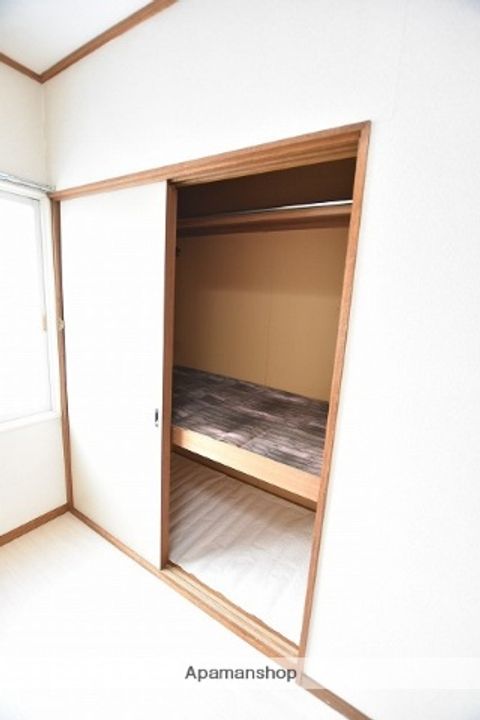 オクトーバー87のその他画像