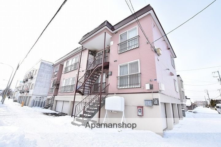 オクトーバー87の外観