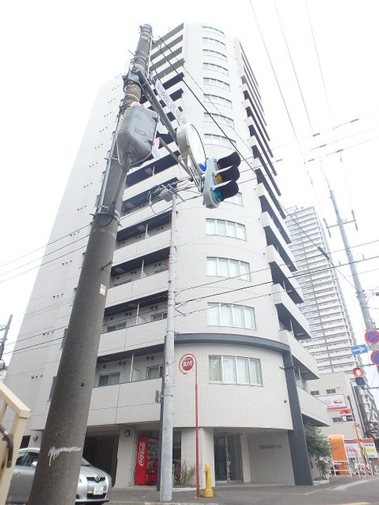 レジデンスタワー札幌806の外観