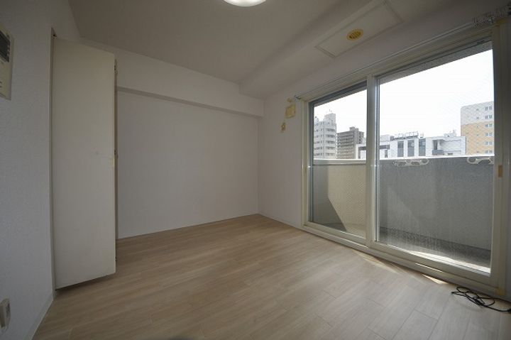 ヒューマンプラザ北大前508の居間