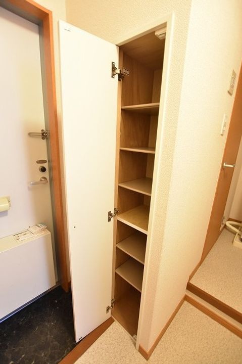レオパレスロワール新琴似の内装