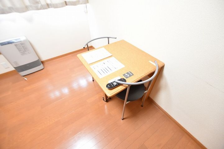 レオパレス石狩フローラ208の内装