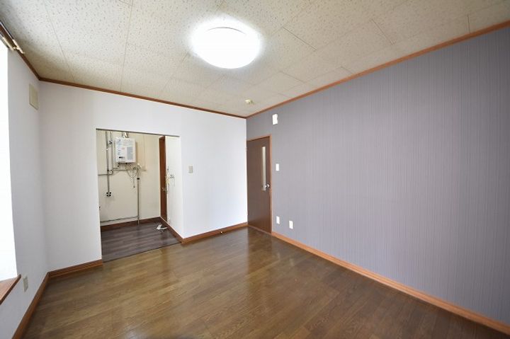 ブレス307203の玄関