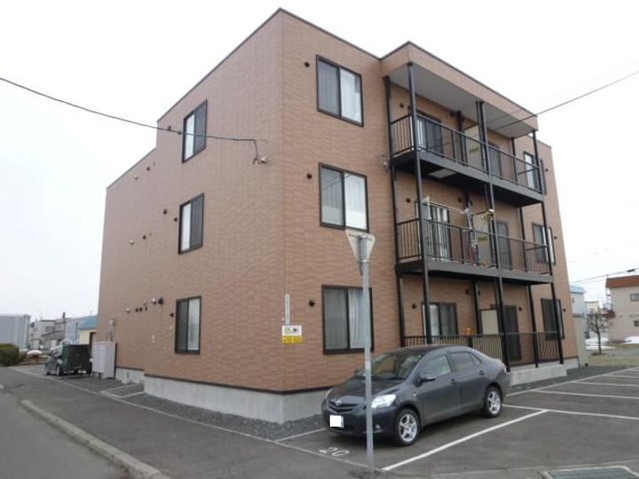 北海道札幌市東区東苗穂十三条3丁目の賃貸アパートの外観