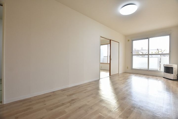 クリーンシャトー北39105の内装