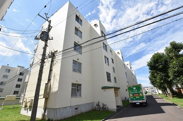ビレッジハウス新川2号棟0507の外観