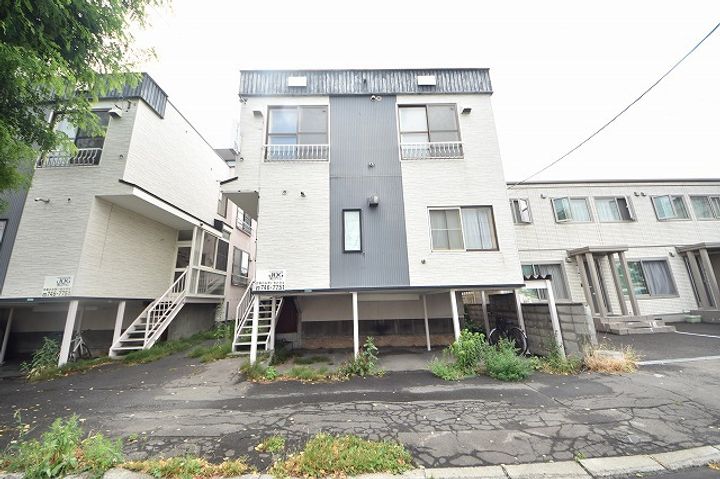 コーポラス19A棟の外観