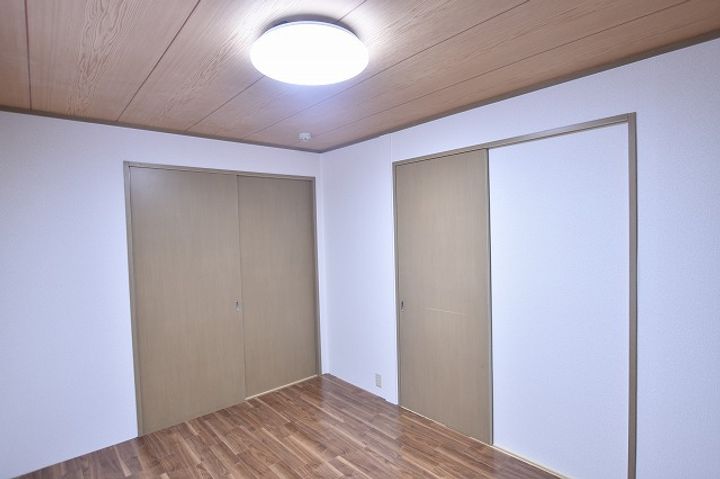メールカルムの内装